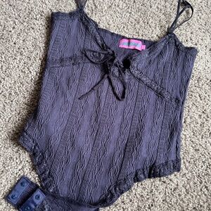 MIX + MATCH ONLY | 3/$20 | 6/$35


Edikted Navy Lace-Up Bodysuit S